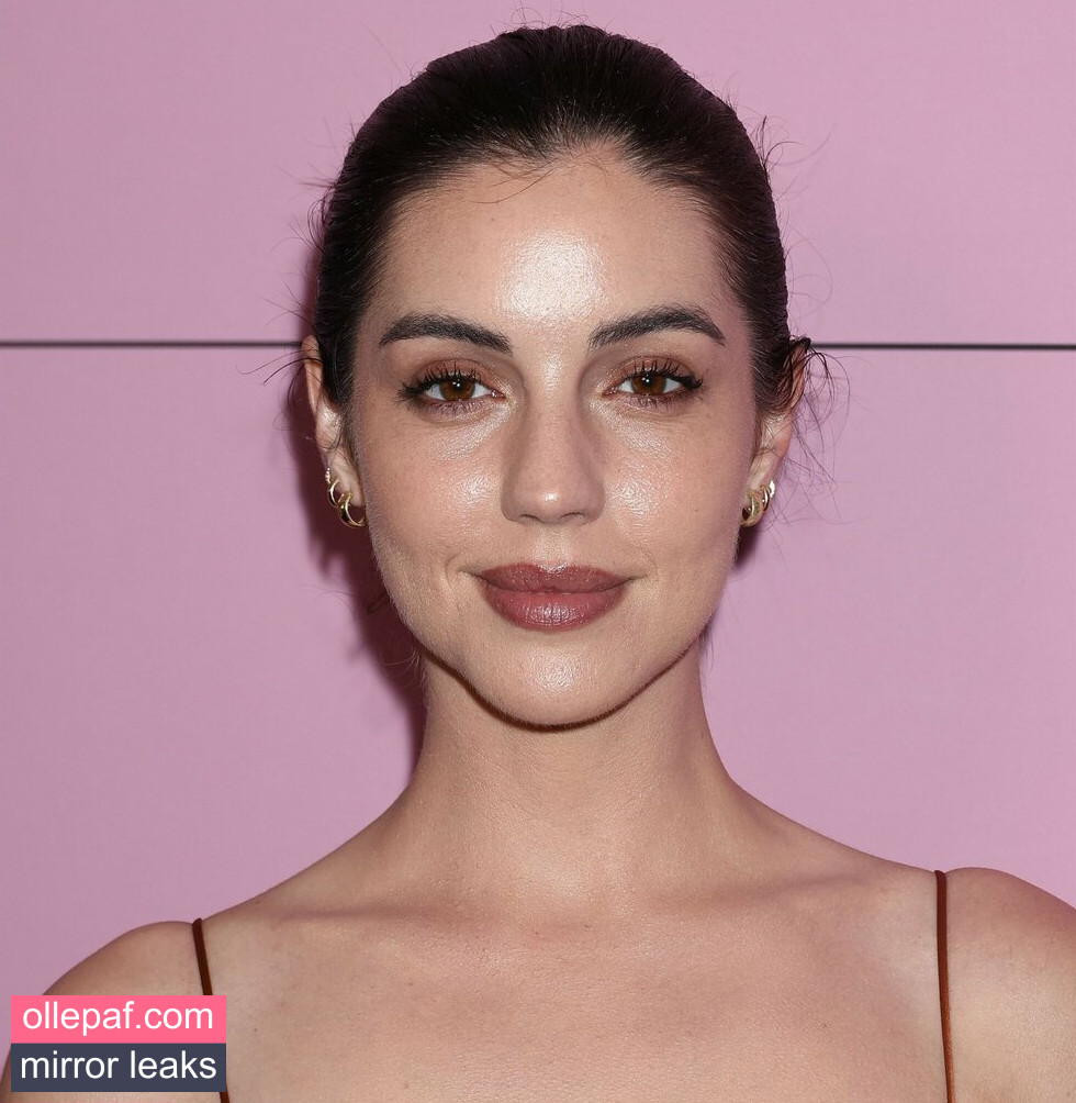 Latest Leaks Adelaide Kane Nude #34 - Fapello