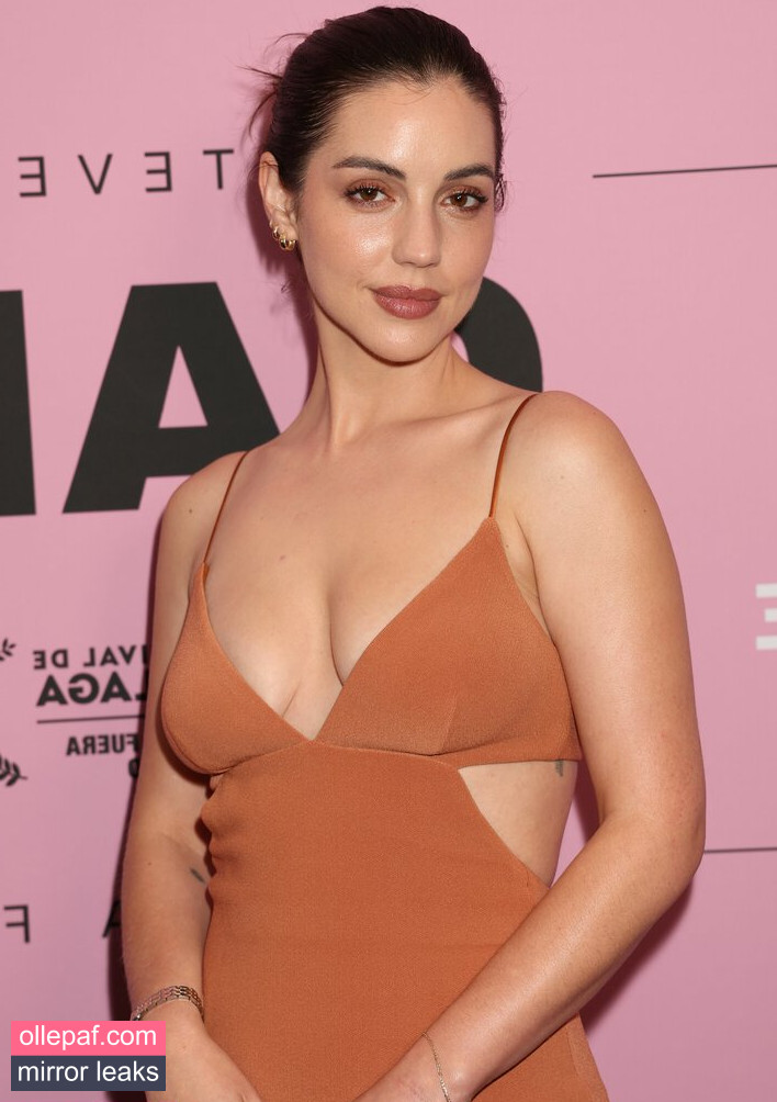 Latest Leaks Adelaide Kane Nude #44 - Fapello