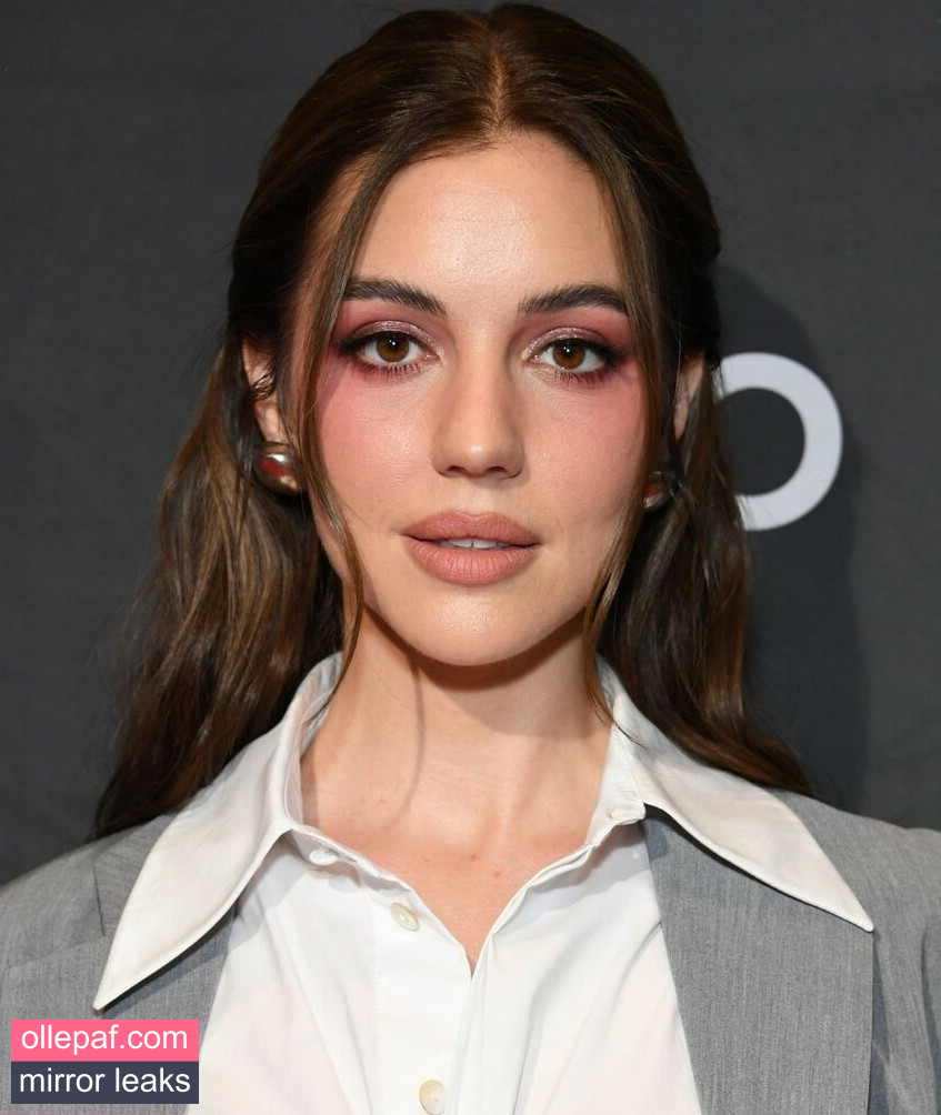 Latest Leaks Adelaide Kane Nude #94 - Fapello