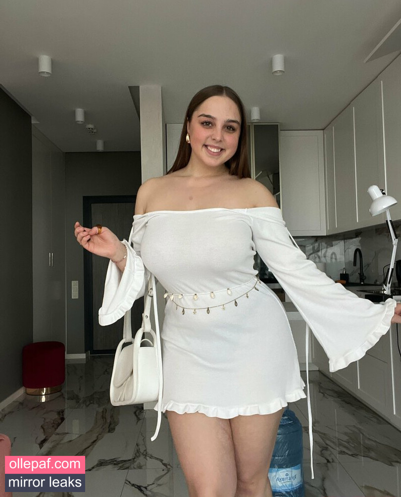 Latest Leaks adele-queen-boobs Nude #13 - Fapello