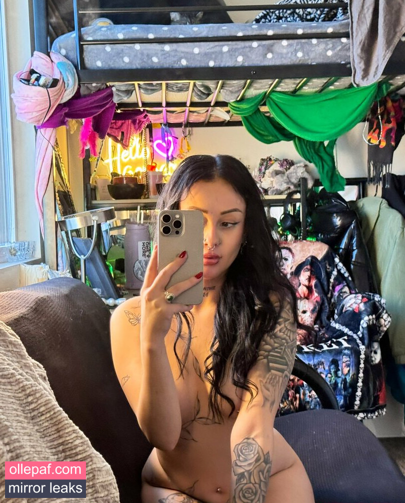Latest Leaks adventureswmeg Nude #2 - Fapello
