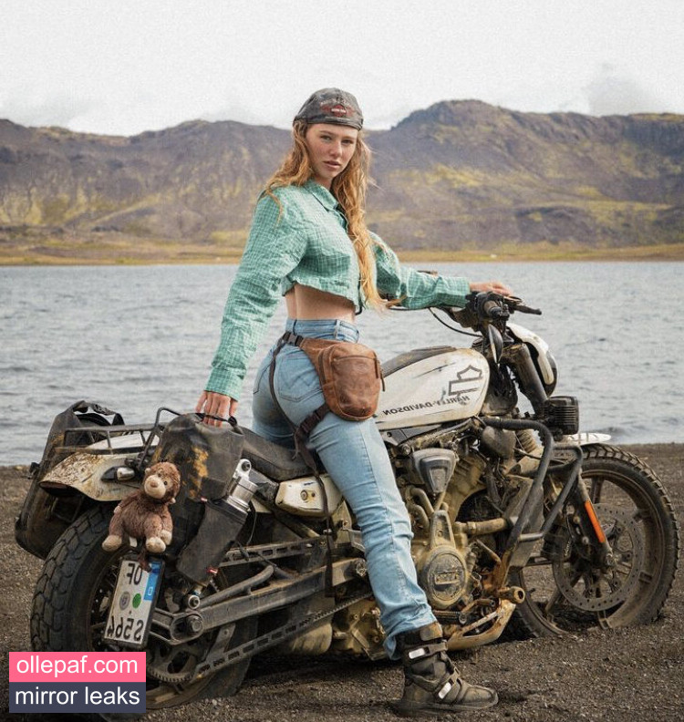 Latest Leaks Affe auf Bike Nude #398 - Fapello