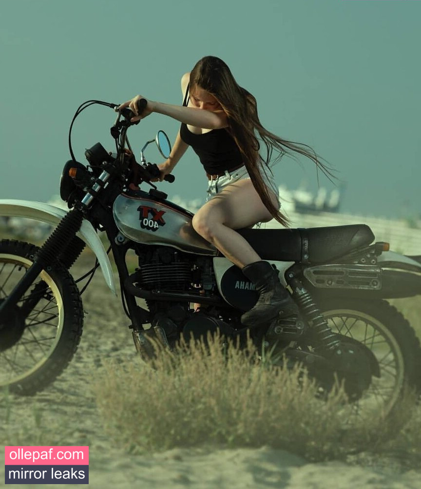 Latest Leaks Affe auf Bike Nude #465 - Fapello
