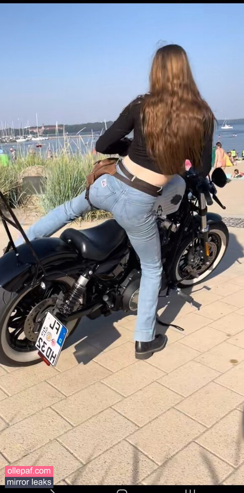 Latest Leaks Affe auf Bike Nude #534 - Fapello