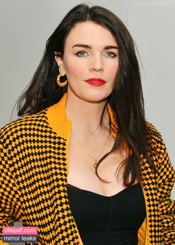 Latest Leaks Aisling Bea Nude #31 - Fapello