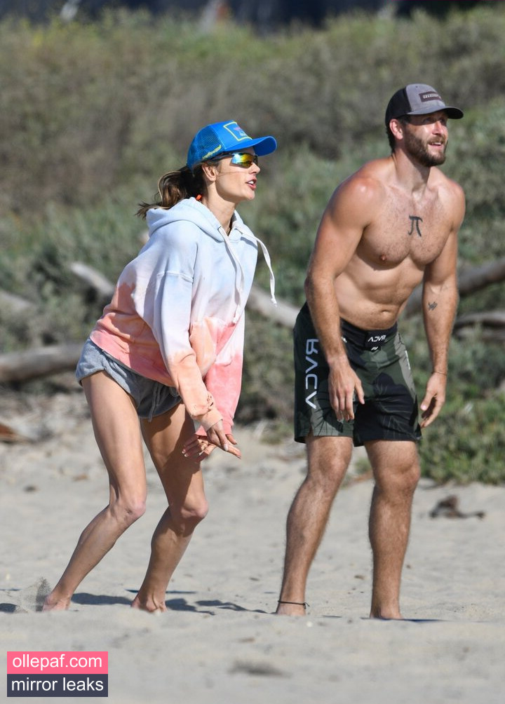 Latest Leaks Alessandra Ambrosio Nude #1286 - Fapello