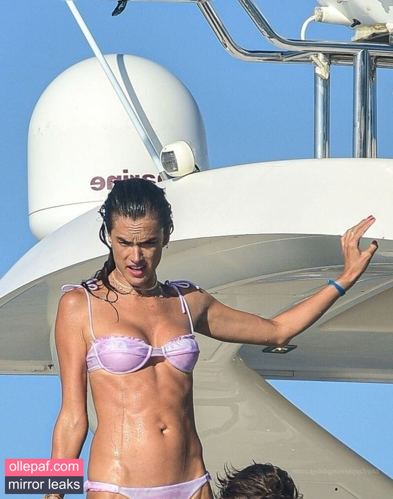 Latest Leaks Alessandra Ambrosio Nude #356 - Fapello
