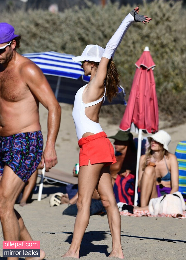 Latest Leaks Alessandra Ambrosio Nude #549 - Fapello