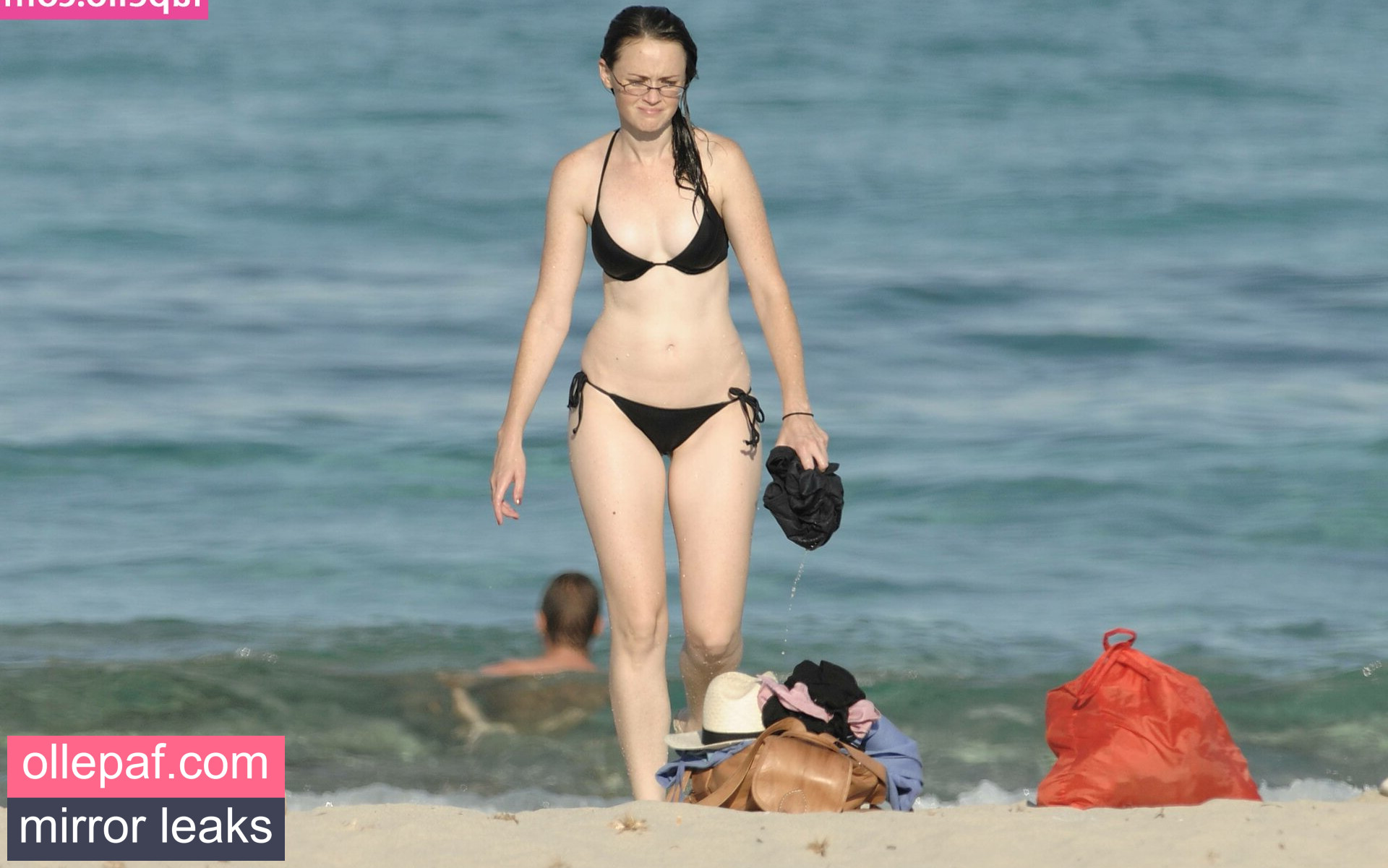 Alexis Bledel Nude Leaks OnlyFans - Fapello