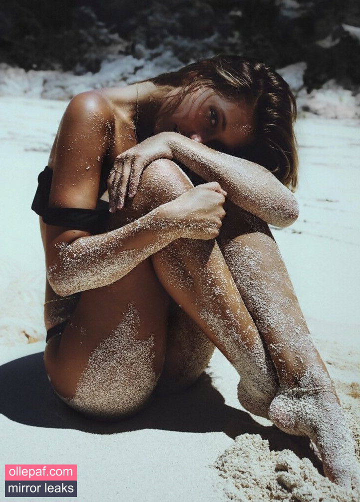 Latest Leaks Alexis Ren Nude #1017 - Fapello