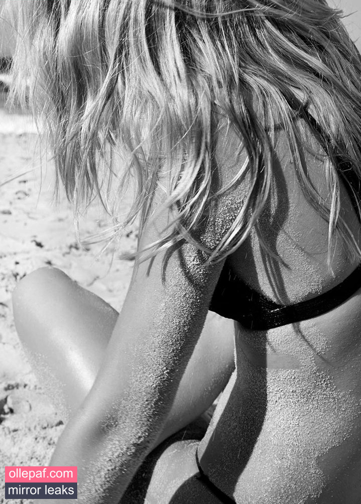 Latest Leaks Alexis Ren Nude #1121 - Fapello