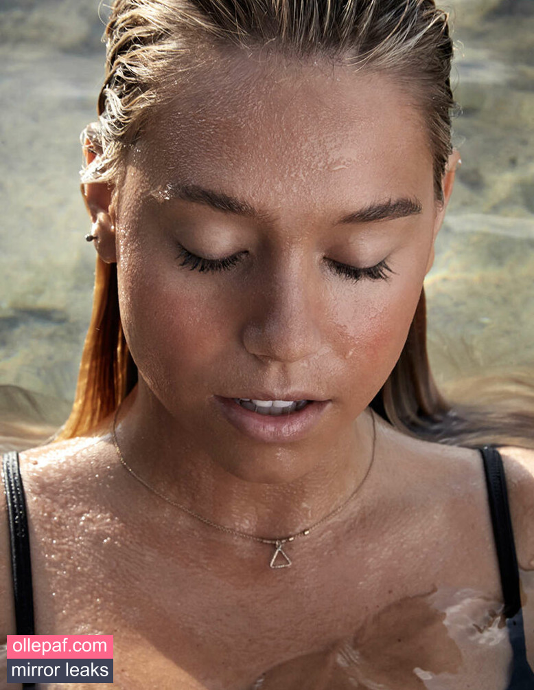 Latest Leaks Alexis Ren Nude #1123 - Fapello