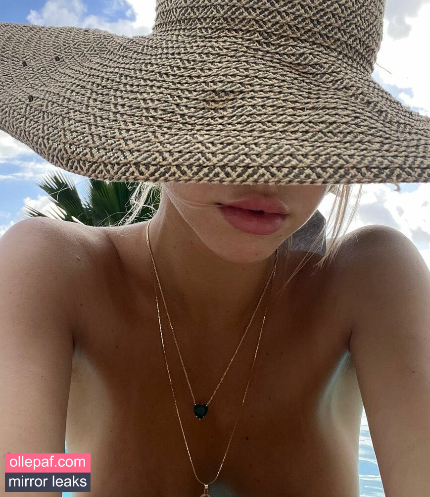 Latest Leaks Alexis Ren Nude #1143 - Fapello