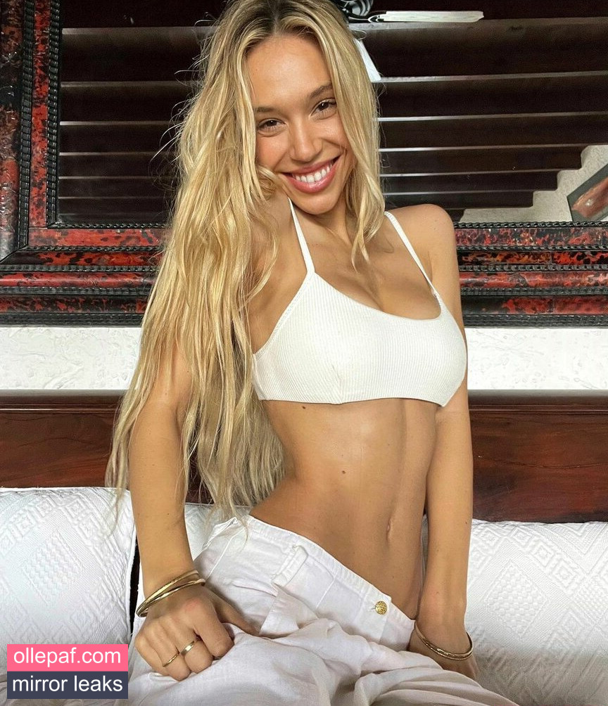 Latest Leaks Alexis Ren Nude #1144 - Fapello