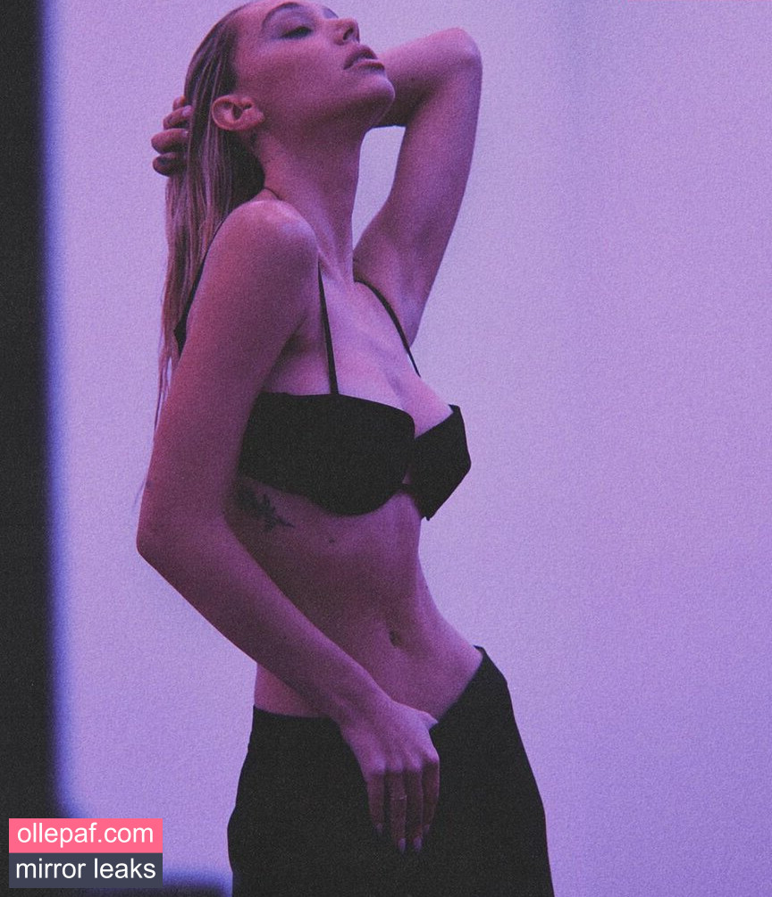 Latest Leaks Alexis Ren Nude #1182 - Fapello