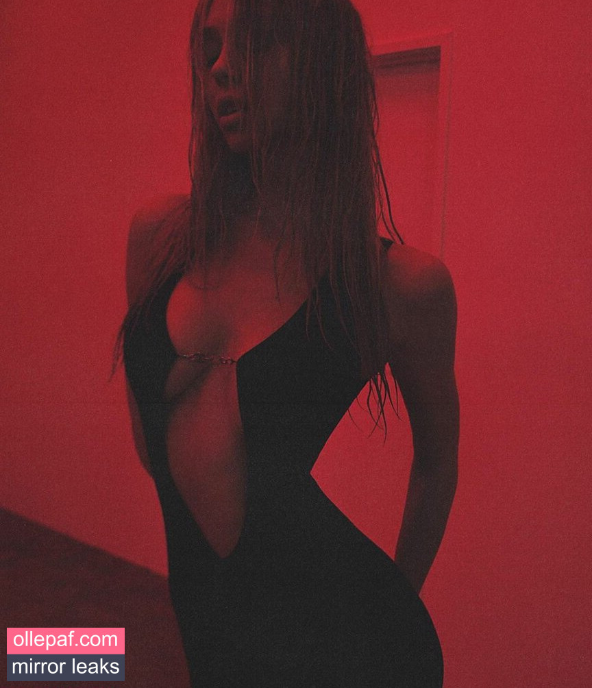 Latest Leaks Alexis Ren Nude #1188 - Fapello