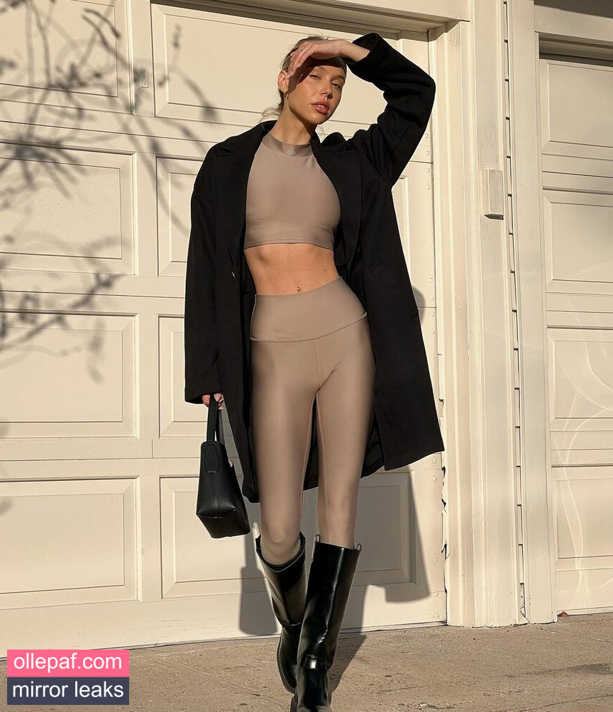 Latest Leaks Alexis Ren Nude #1200 - Fapello