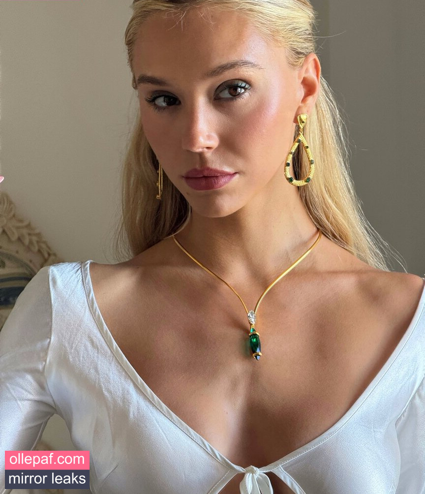 Latest Leaks Alexis Ren Nude #534 - Fapello
