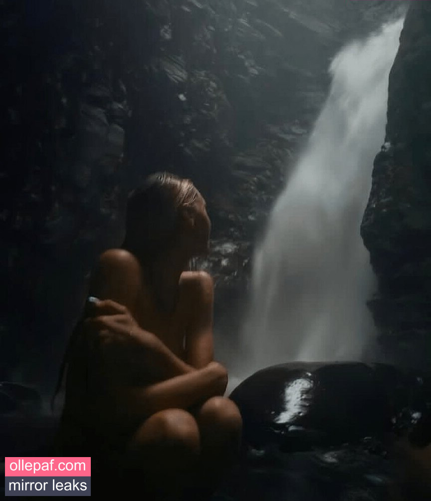Latest Leaks Alexis Ren Nude #580 - Fapello