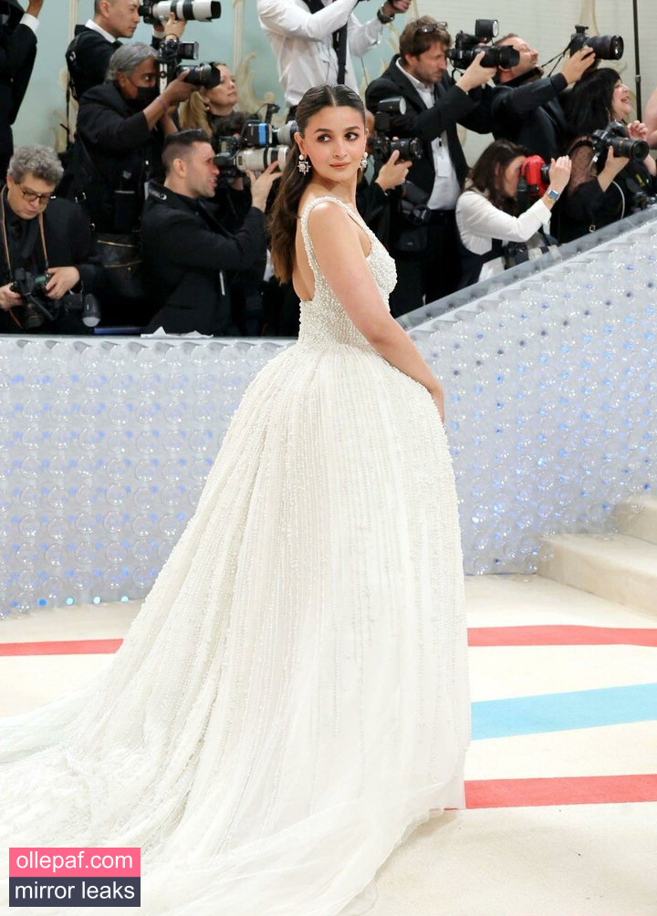 Latest Leaks Alia Bhatt Nude #40 - Fapello