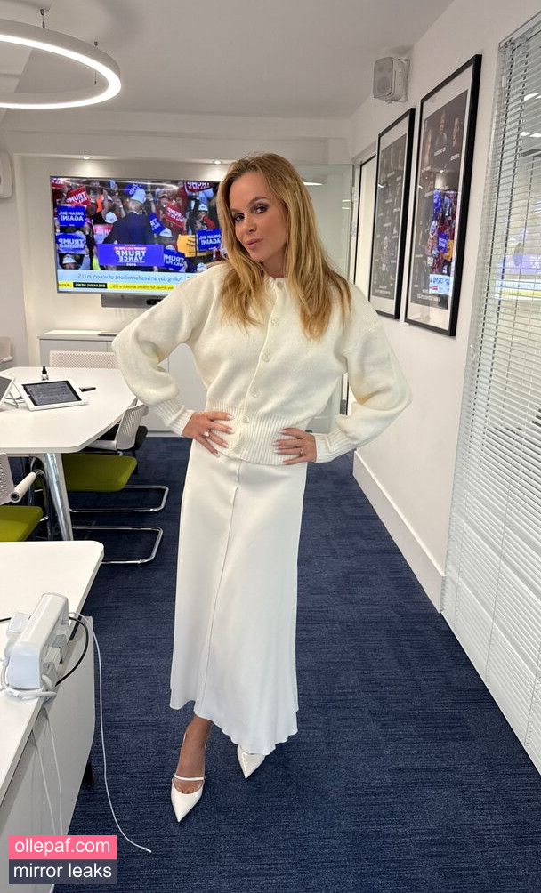 Amanda Holden Nude Leaks OnlyFans #208 - Fapello