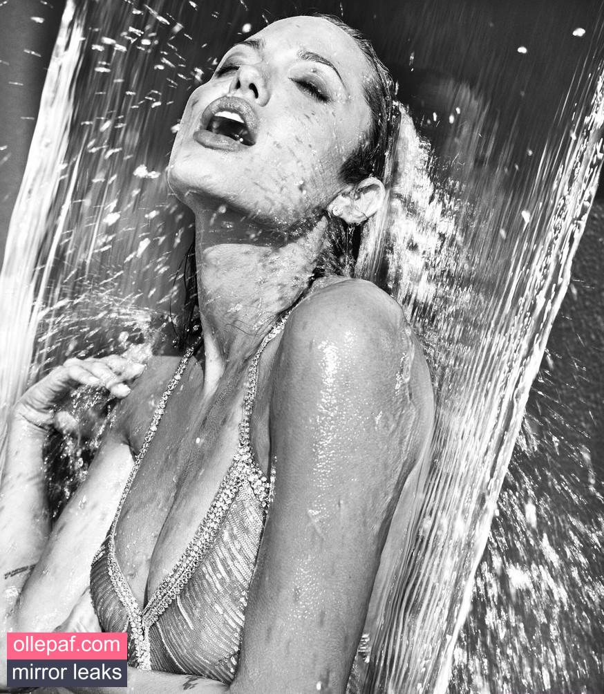 Latest Leaks Angelina Jolie Nude #629 - Fapello