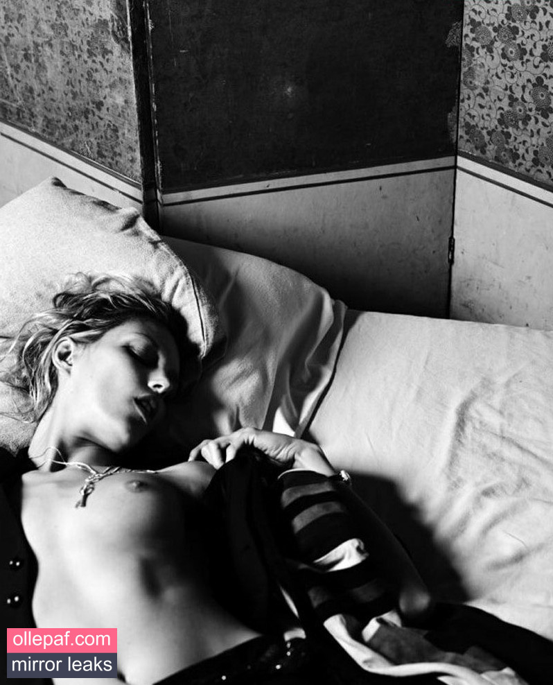 Anja Rubik Nude Leaks OnlyFans #376 - Fapello