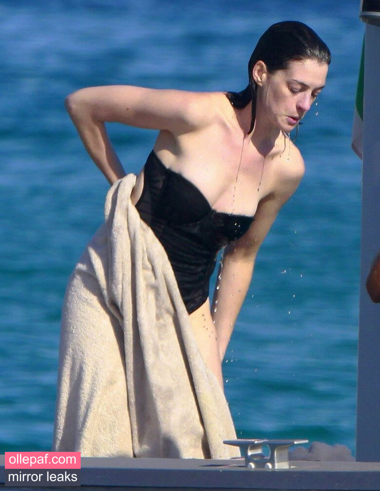 Anne Hathaway Nude Leaks OnlyFans #489 - Fapello