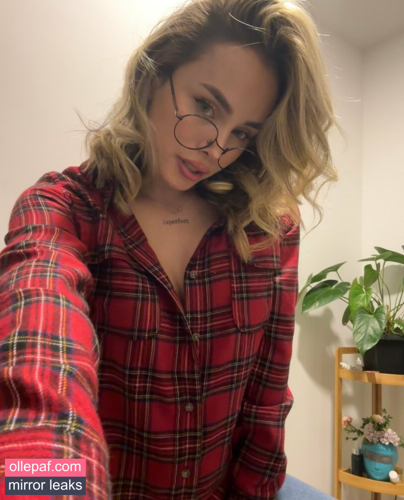 antonia_savatto Nude Leaks OnlyFans - Fapello