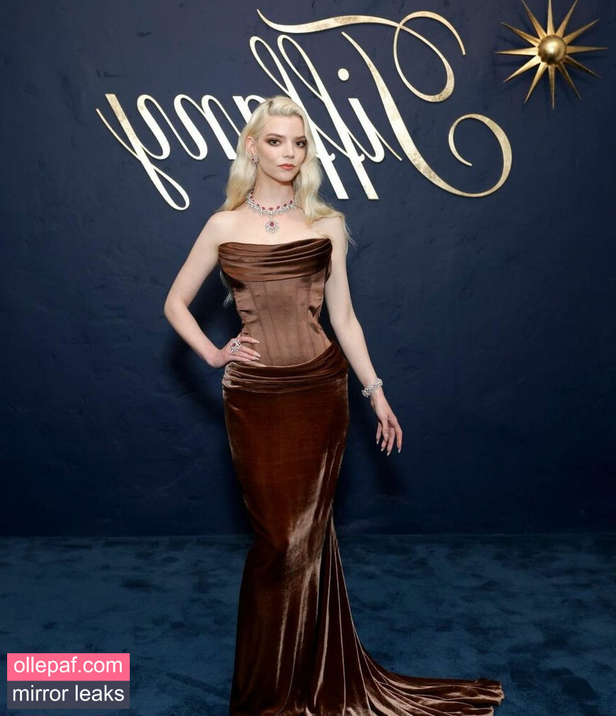 Latest Leaks Anya Taylor-Joy Nude #1461 - Fapello