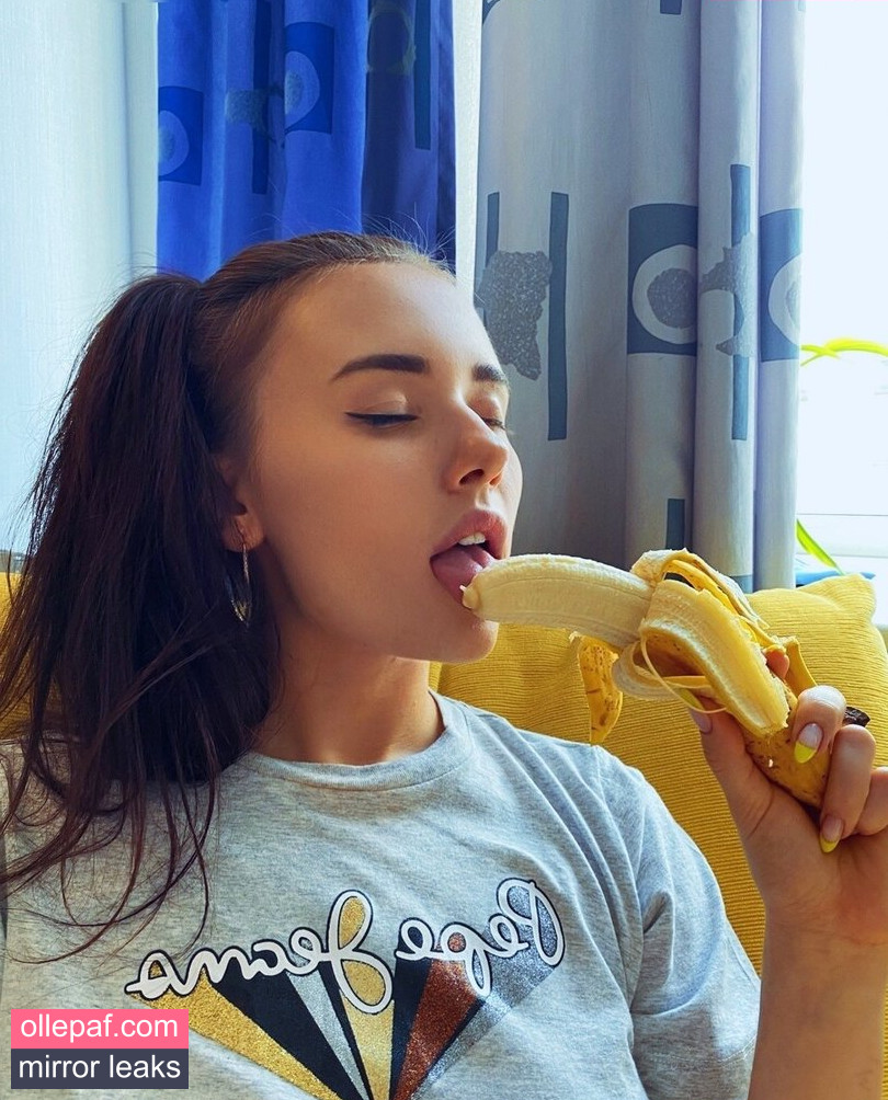 Latest Leaks Arilaviee Nude #443 - Fapello