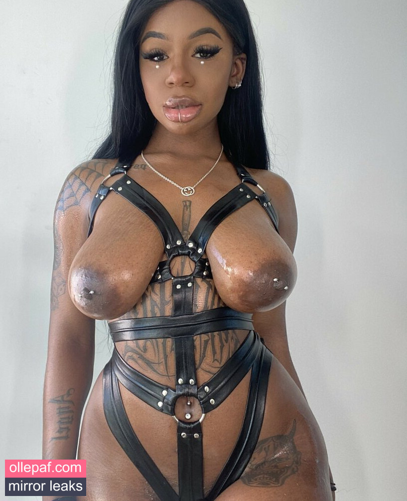 Latest Leaks Armani Black Nude #439 - Fapello