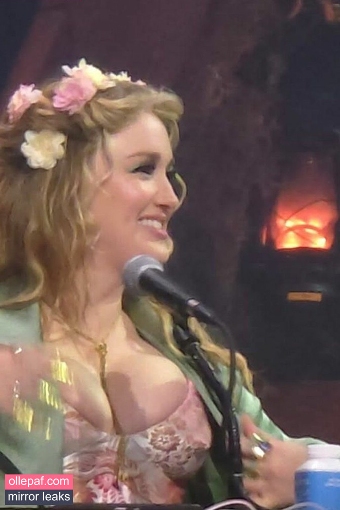 Latest Leaks Ashley Johnson Nude #5 - Fapello