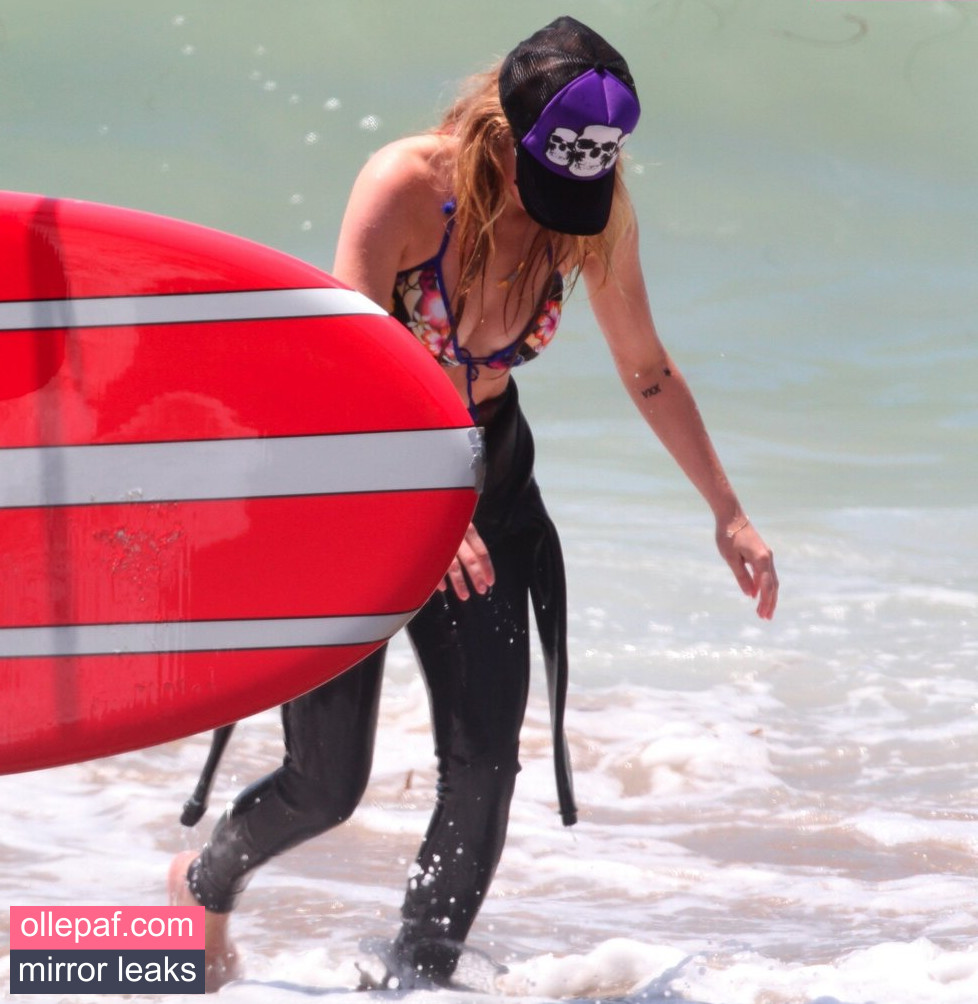 Latest Leaks Avril Lavigne Nude #101 - Fapello