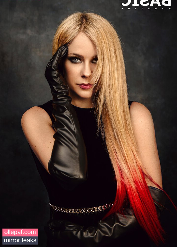 Latest Leaks Avril Lavigne Nude #1028 - Fapello