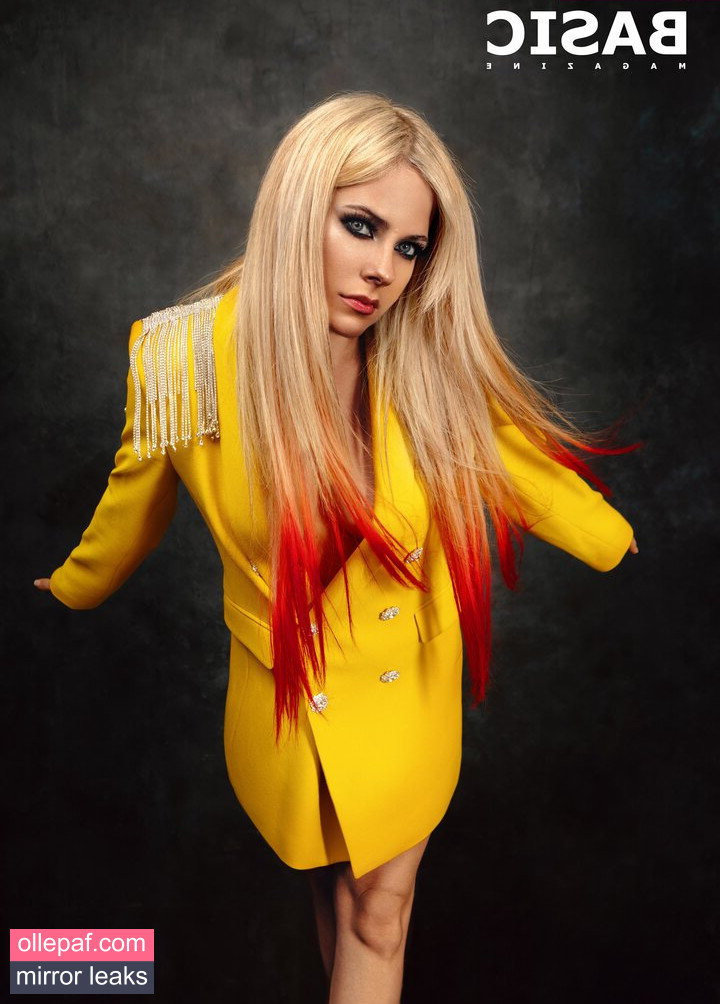 Latest Leaks Avril Lavigne Nude #1033 - Fapello