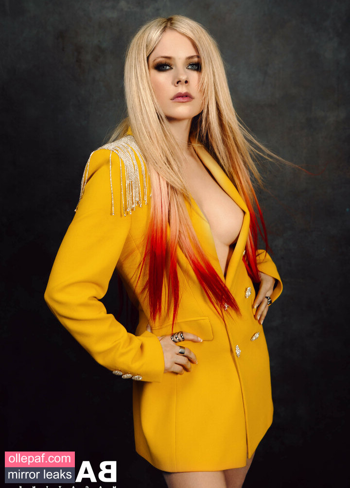 Latest Leaks Avril Lavigne Nude #1035 - Fapello