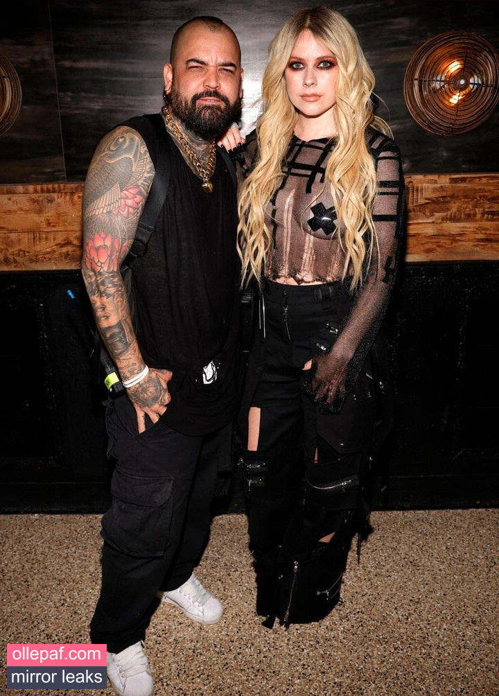 Latest Leaks Avril Lavigne Nude #283 - Fapello