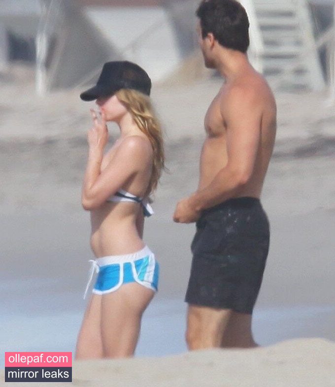 Latest Leaks Avril Lavigne Nude #354 - Fapello