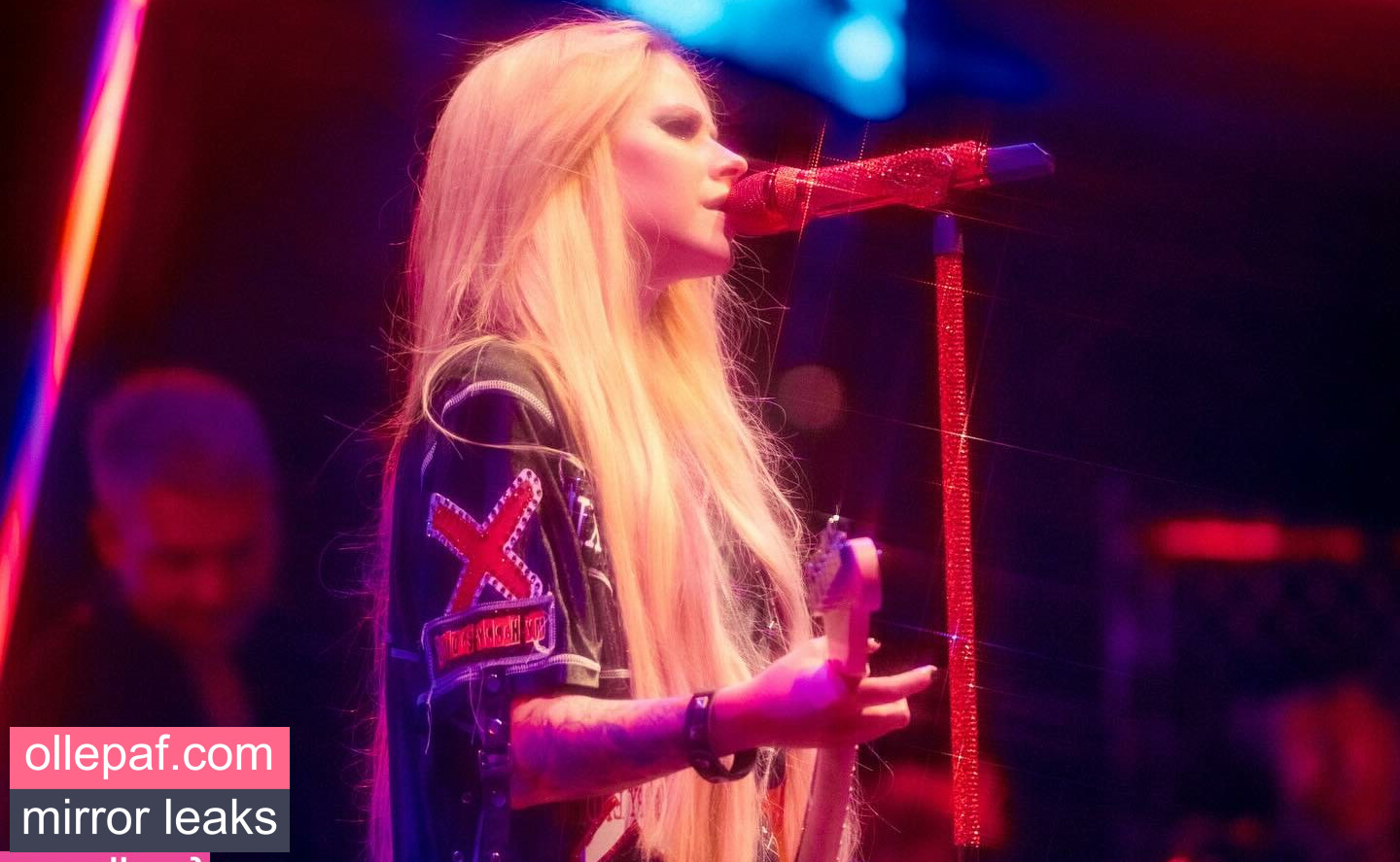 Latest Leaks Avril Lavigne Nude #370 - Fapello