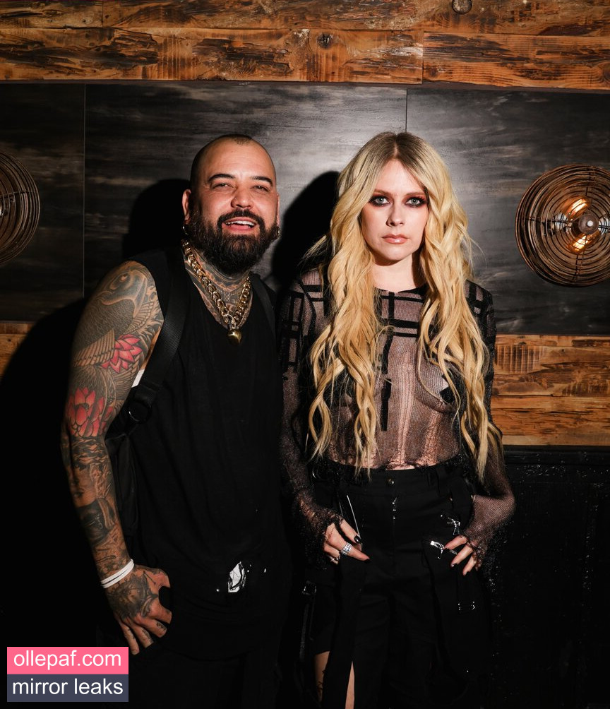 Latest Leaks Avril Lavigne Nude #543 - Fapello