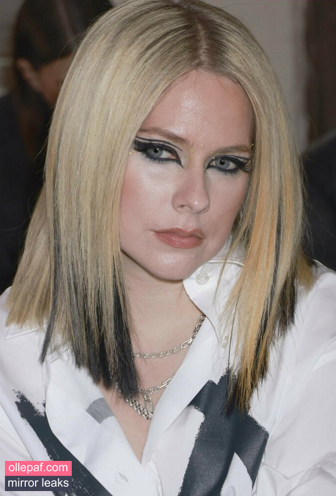 Latest Leaks Avril Lavigne Nude #636 - Fapello