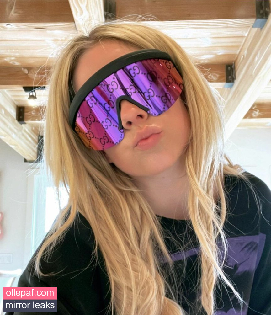 Latest Leaks Avril Lavigne Nude #648 - Fapello