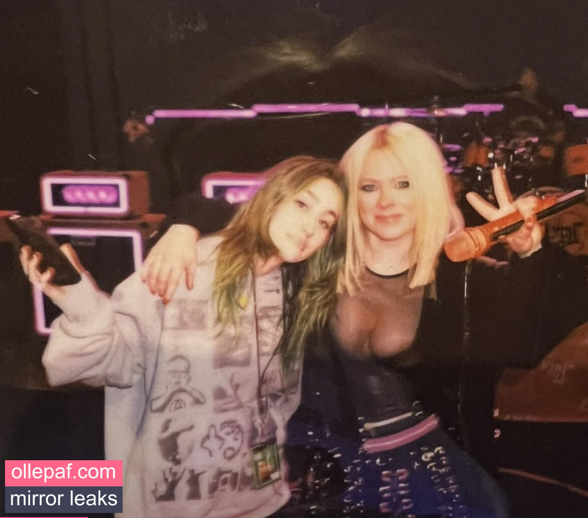 Latest Leaks Avril Lavigne Nude #735 - Fapello