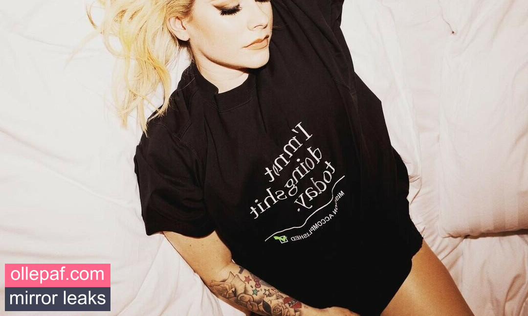 Latest Leaks Avril Lavigne Nude #740 - Fapello