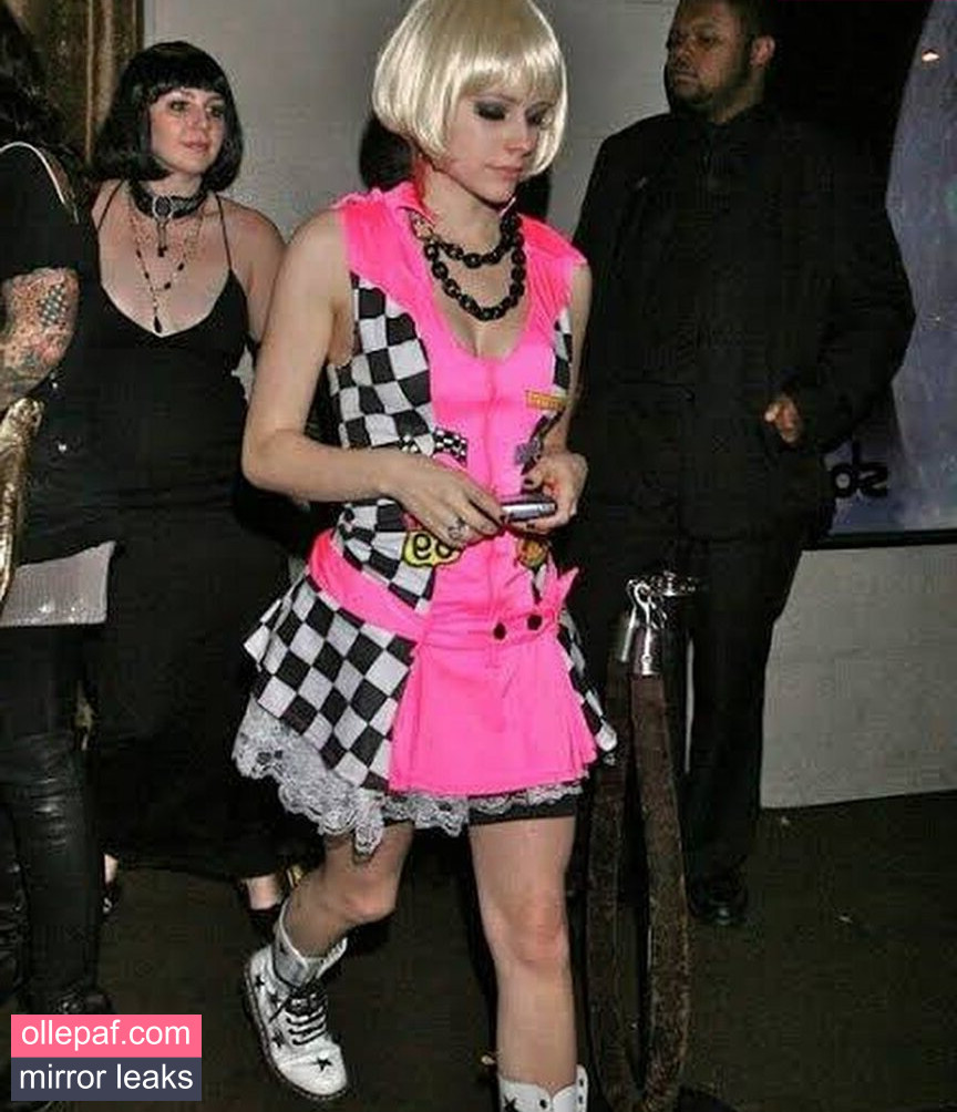 Latest Leaks Avril Lavigne Nude #831 - Fapello