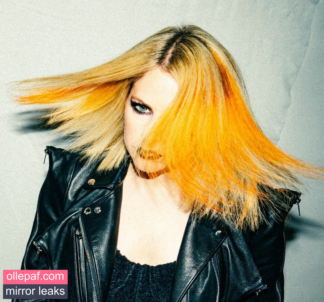 Latest Leaks Avril Lavigne Nude #834 - Fapello