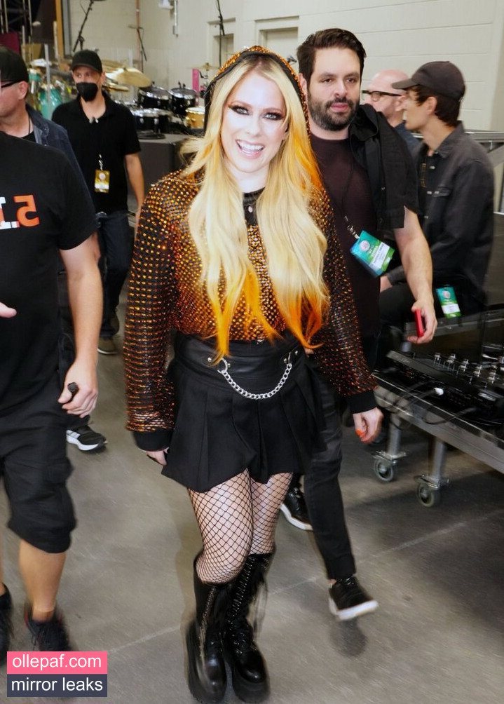 Latest Leaks Avril Lavigne Nude #865 - Fapello