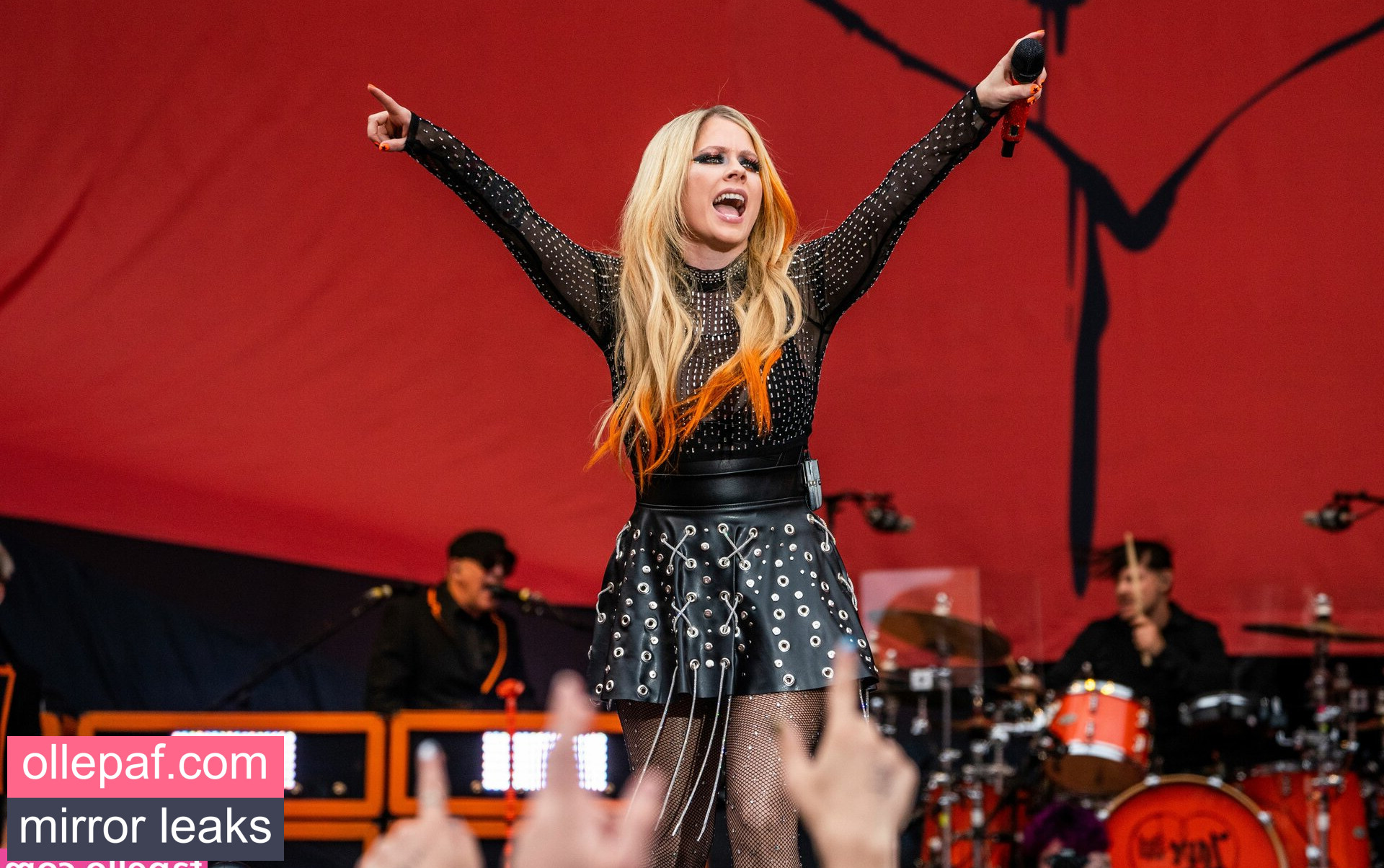 Latest Leaks Avril Lavigne Nude #929 - Fapello