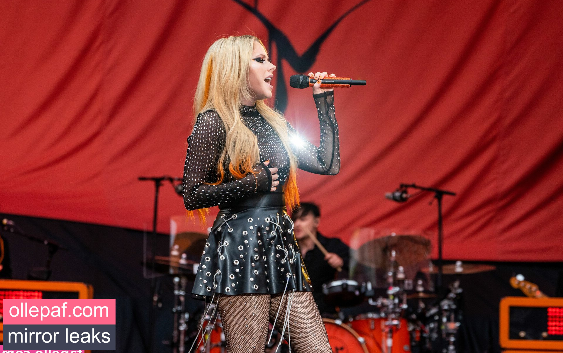 Latest Leaks Avril Lavigne Nude #930 - Fapello
